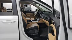 2023 Kia Carnival Diesel 9-Seater Prestige — фото 11