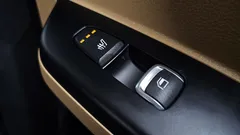 2023 Kia Carnival Diesel 9-Seater Prestige — фото 18