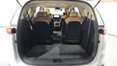 2023 Kia Carnival Diesel 9-Seater Prestige — фото 20