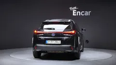 2021 Lexus UX 2.0 2WD, чёрный — фото 4