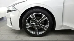 2022 Kia K5 Signature, белый — фото 5