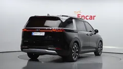 2022 Kia Carnival Diesel 9-Seater Prestige — фото 2