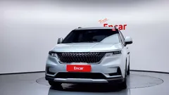 2023 Kia Carnival Diesel 11-Seater Prestige — фото 3