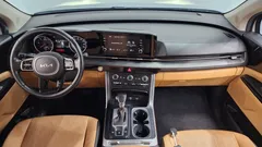 2023 Kia Carnival Diesel 11-Seater Prestige — фото 7