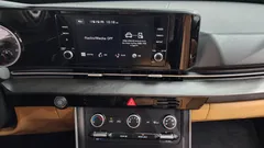 2023 Kia Carnival Diesel 11-Seater Prestige — фото 15