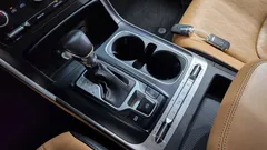 2023 Kia Carnival Diesel 11-Seater Prestige — фото 9