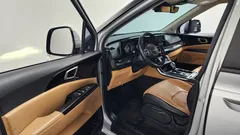 2023 Kia Carnival Diesel 11-Seater Prestige — фото 10