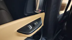 2023 Kia Carnival Diesel 11-Seater Prestige — фото 19