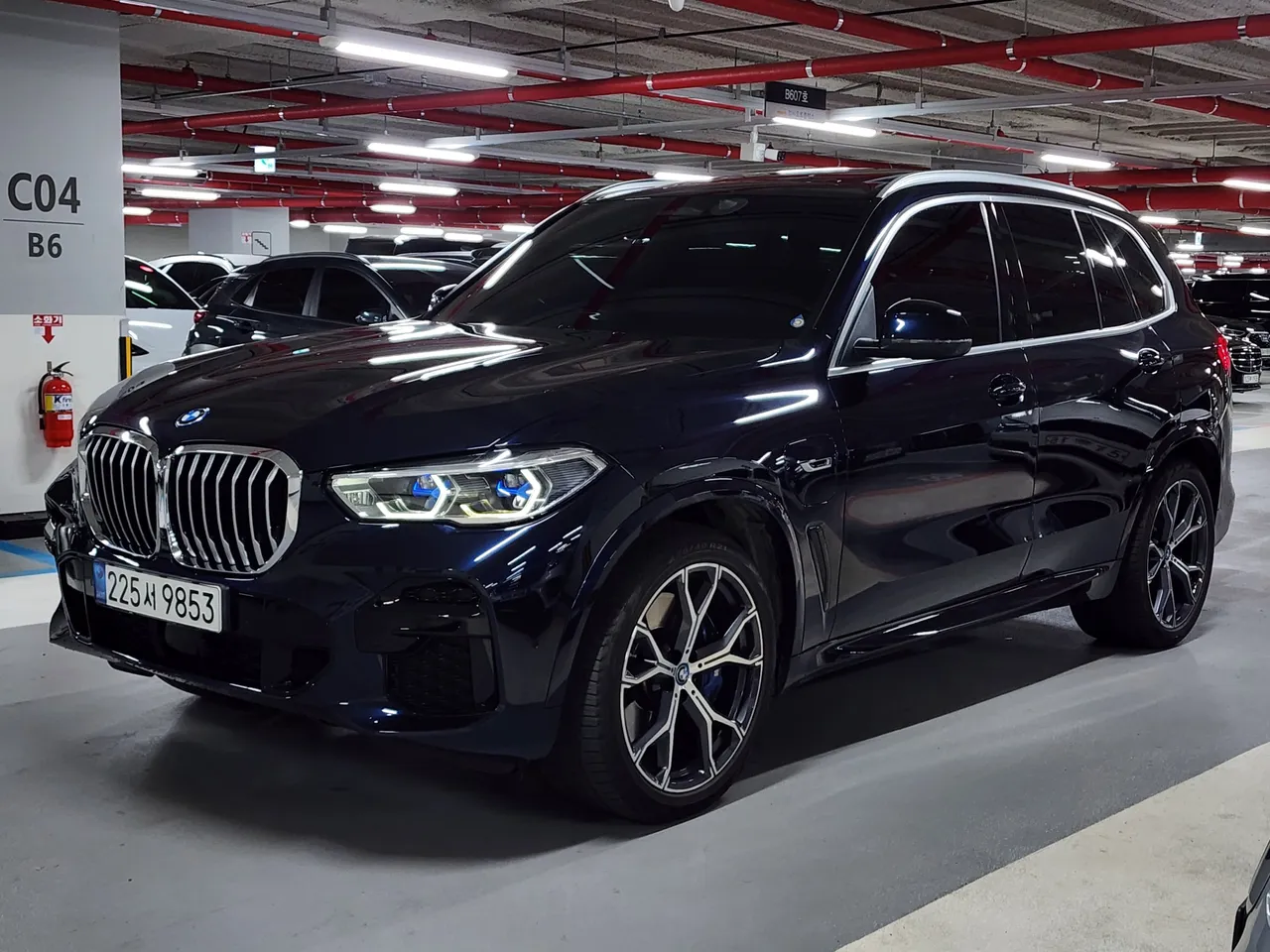 2022 BMW X5 xDrive 45e M Sport