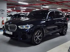 2022 BMW X5 xDrive 45e M Sport — фото 1