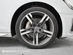 2021 Audi A4 40 TDI Quattro Premium — фото 5