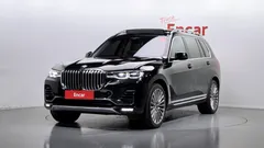 2022 BMW X7 xDrive 40d Design Pure Excellence 7-Seater — фото 1