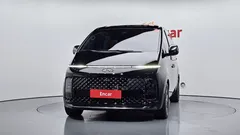 2022 Hyundai Staria 4WD Lounge 9-Seater — фото 3