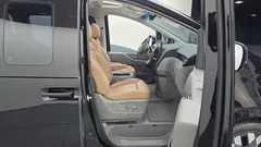 2022 Hyundai Staria 4WD Lounge 9-Seater — фото 10