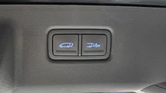 2022 Hyundai Staria 4WD Lounge 9-Seater — фото 20