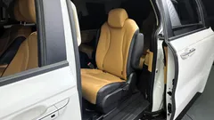 2023 Kia Carnival Diesel 9-Seater Prestige — фото 11