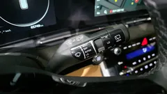 2023 Kia Carnival Diesel 9-Seater Prestige — фото 17