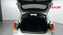2022 SsangYong Tivoli Gasoline 1.5 2WD — фото 20