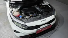 2022 Kia K3 1.6 Turbo GT 5Door — фото 6