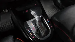 2022 Kia K3 1.6 Turbo GT 5Door — фото 9