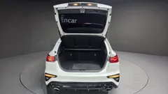 2022 Kia K3 1.6 Turbo GT 5Door — фото 20