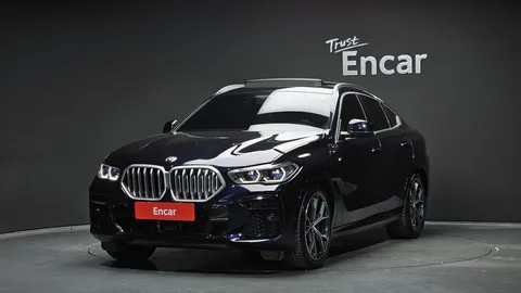 2023 BMW X6 xDrive40i M Sport