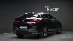 2023 BMW X6 xDrive40i M Sport — фото 2