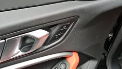 2022 BMW 1-Series 120i M Sports, чёрный — фото 18