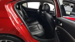 2022 Genesis G70 Gasoline 2.0T 4WD — фото 12