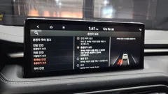 2022 Genesis G70 Gasoline 2.0T 4WD — фото 16