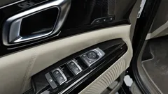 2023 Kia Carnival Diesel 7-Seater Hi-Limousine — фото 17
