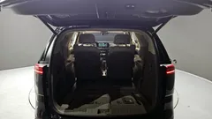 2023 Kia Carnival Diesel 7-Seater Hi-Limousine — фото 20