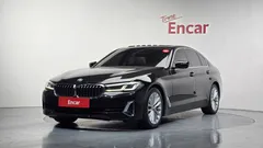 2023 BMW 5-Series 520i Luxury — фото 1