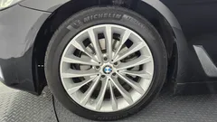 2023 BMW 5-Series 520i Luxury — фото 5
