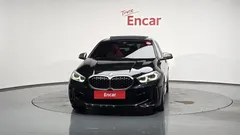 2022 BMW 1-Series M135i xDrive — фото 3