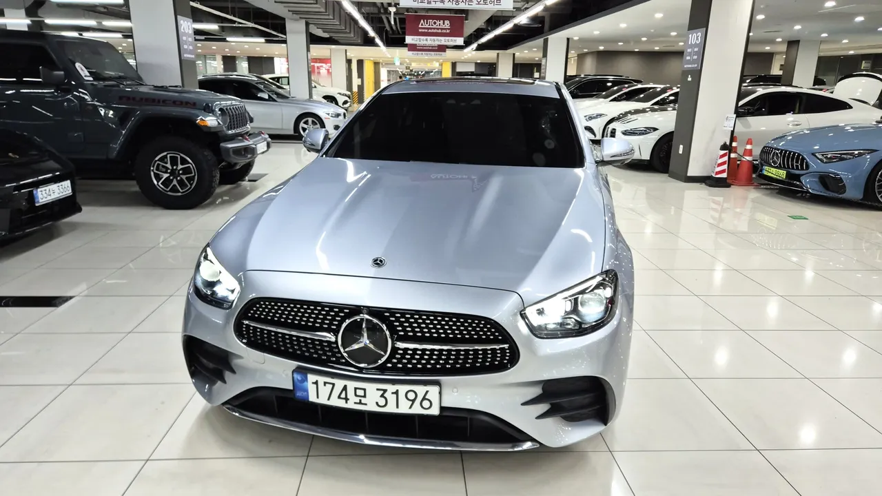 2023 Mercedes-Benz E-Class E220d 4MATIC AMG Line