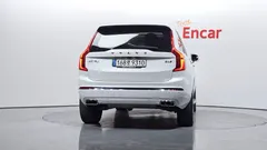 2021 Volvo XC90 B6 Inscription, белый — фото 4