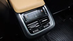 2021 Volvo XC90 B6 Inscription, белый — фото 18