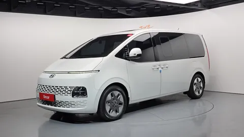 2023 Hyundai Staria Tourer 9-Seater
