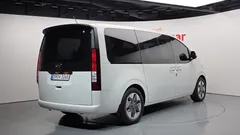 2023 Hyundai Staria Tourer 9-Seater — фото 2