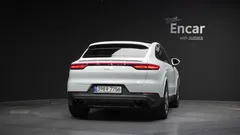 2021 Porsche Cayenne 3.0 Coupe, белый — фото 4