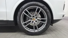 2021 Porsche Cayenne 3.0 Coupe, белый — фото 5