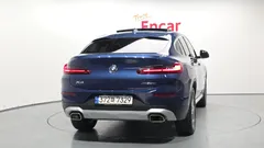 2022 BMW X4 xDrive20i xLine, синий — фото 4