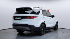 2022 Land Rover Discovery D250 SE, белый — фото 2
