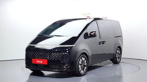 2022 Hyundai Staria 4WD Lounge 9-Seater