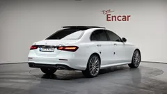 2022 Mercedes-Benz E-Class E350 4MATIC AMG Line — фото 2