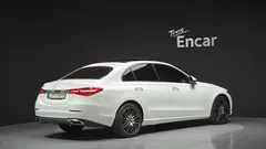 2023 Mercedes-Benz C-Class C200 Avantgarde — фото 2