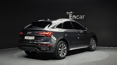 2022 Audi Q5 40 TDI Quattro Sportback — фото 2