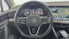 2023 Volkswagen Touareg 3.0 TDI Prestige — фото 13