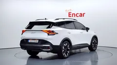 2022 Kia Sportage Gasoline 1.6 Turbo 2WD, белый — фото 2